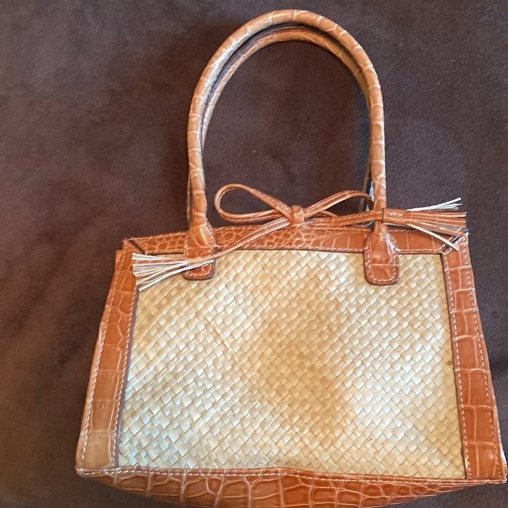 Liz Claiborne girls purse